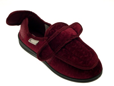 extra wide ladies slippers with velcro